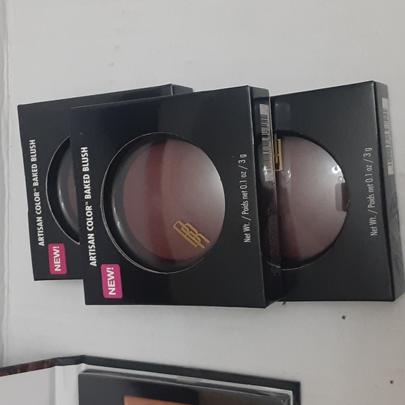 Black Radiance True complexion. New - Picture 3 of 3